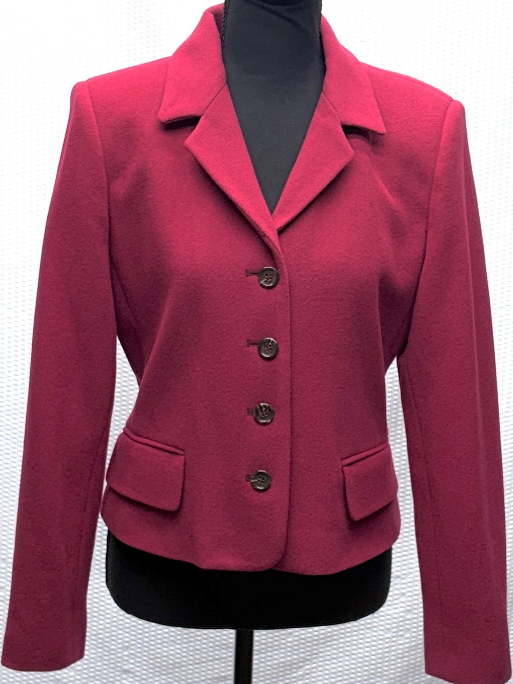 Vintage Harve Benard Wool Cashmere Blazer Magenta Made in Russia Women’s 8